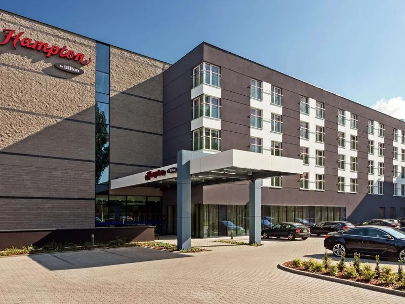 Hampton by Hilton Warsaw Airport · Anbieterbild von TUI