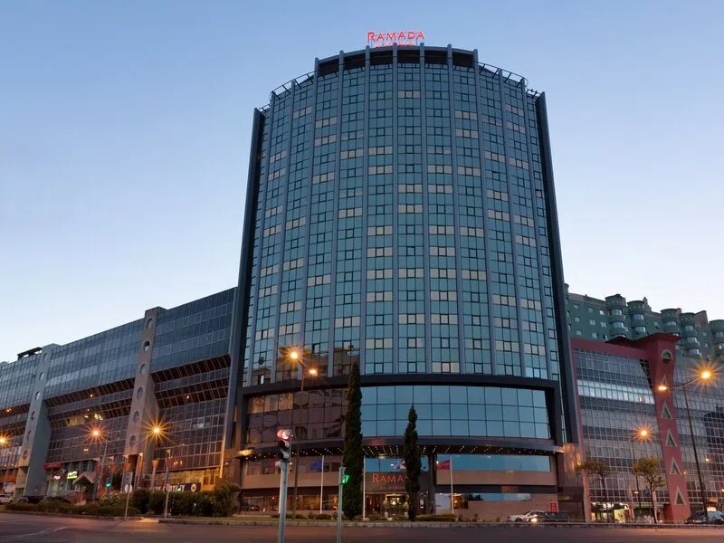 Ramada by Wyndham Lisbon · Anbieterbild von TUI