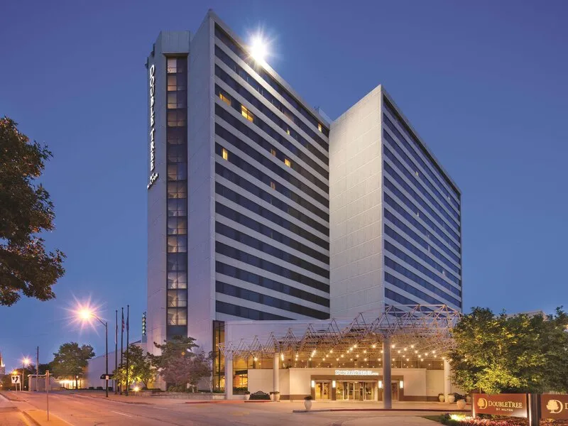 DoubleTree by Hilton Hotel Tulsa Downtown · Anbieterbild von TUI