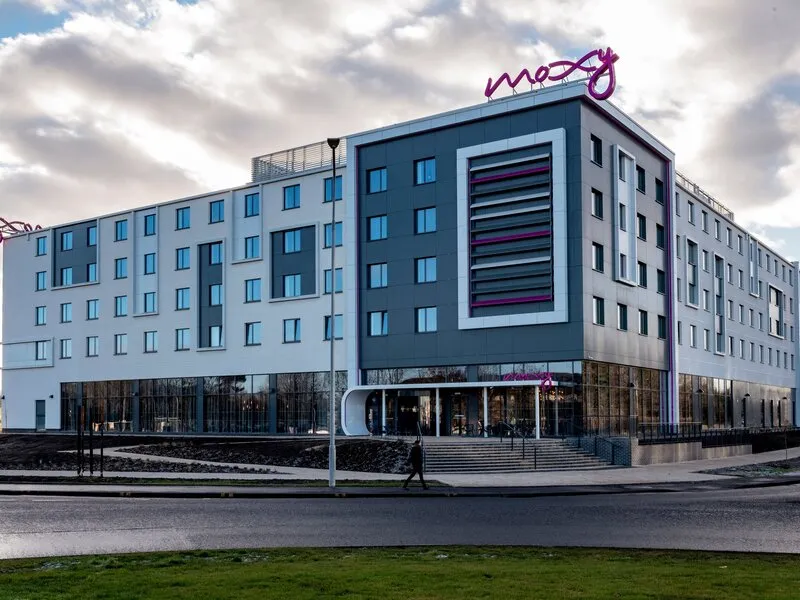 Moxy Edinburgh Airport · Anbieterbild von TUI