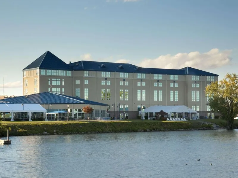 41 Lakefront Hotel, Trademark Collection By Wyndham · Anbieterbild von TUI