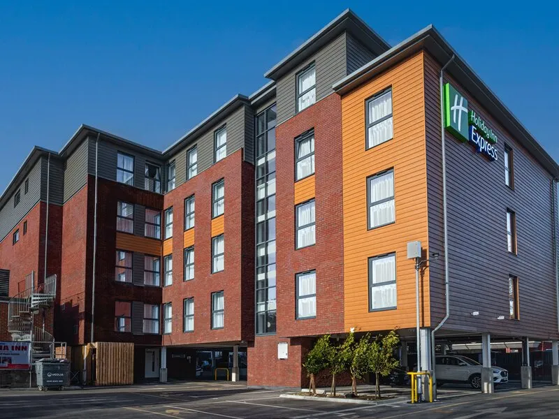 Holiday Inn Express Fleet · Anbieterbild von TUI