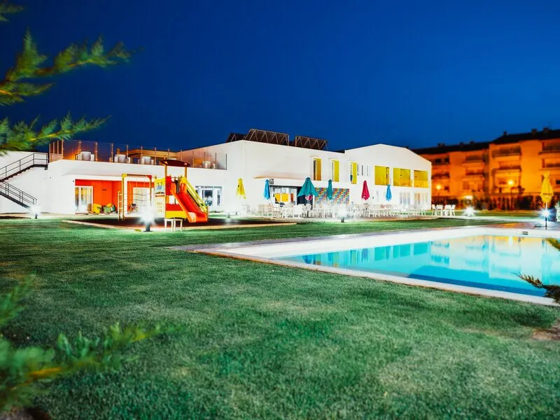 RIDE Surf Resort & Spa · Anbieterbild von TUI