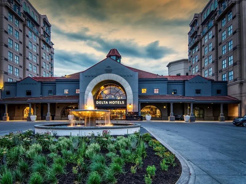 Delta Hotels by Marriott Grand Okanagan Resort · Anbieterbild von TUI