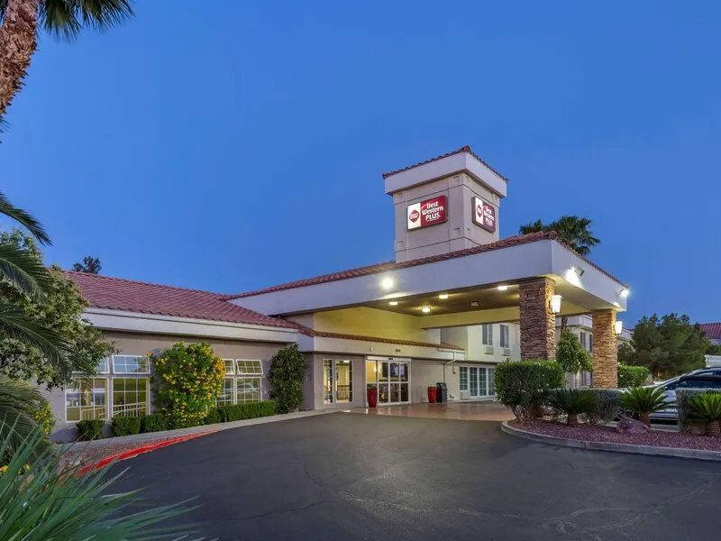 Best Western Plus Las Vegas West · Anbieterbild von TUI