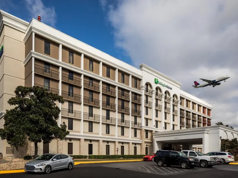 HOLIDAY INN EXPRESS AIRPORT · Anbieterbild von TUI