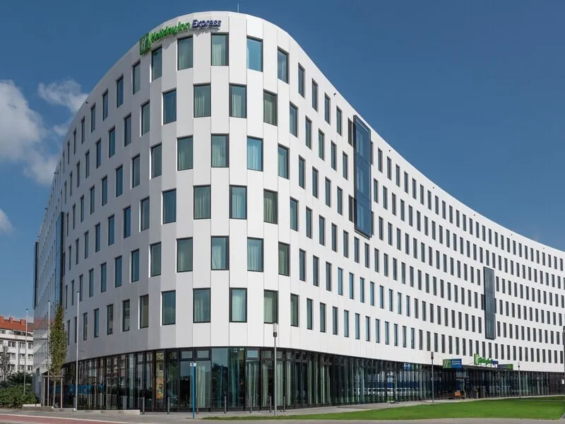 Holiday Inn Express Dusseldorf - Hauptbahnhof · Anbieterbild von TUI