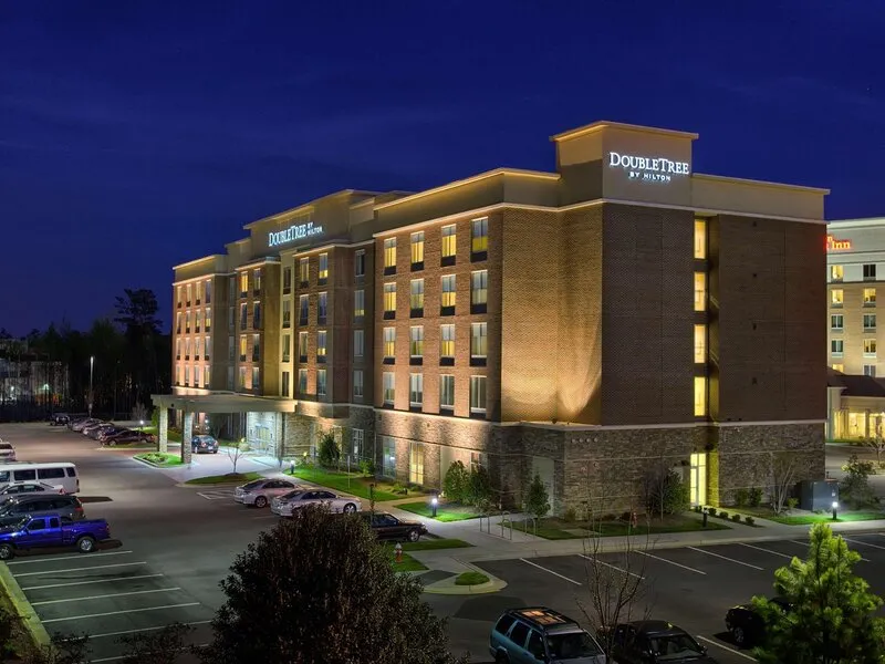 DoubleTree by Hilton Hotel Raleigh - Cary · Anbieterbild von TUI