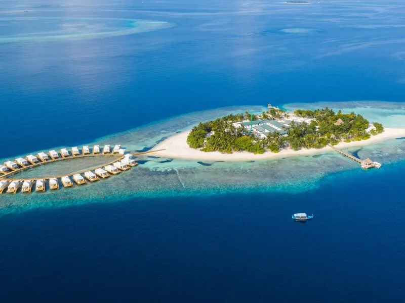 Sandies Bathala Maldives · Anbieterbild von TUI