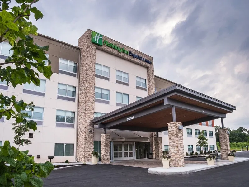 Holiday Inn Express & Suites Kingston-Ulster · Anbieterbild von TUI