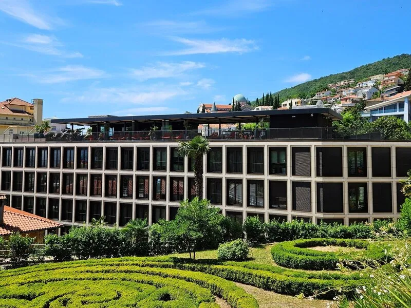 Hotel Keight Opatija, Curio Collection by Hilton · Anbieterbild von TUI
