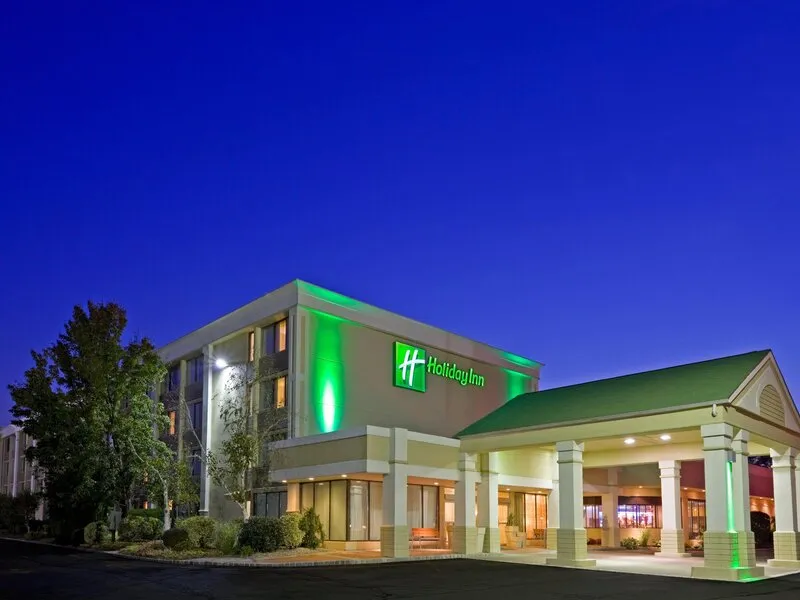 Holiday Inn & Suites Parsippany Fairfield · Anbieterbild von TUI