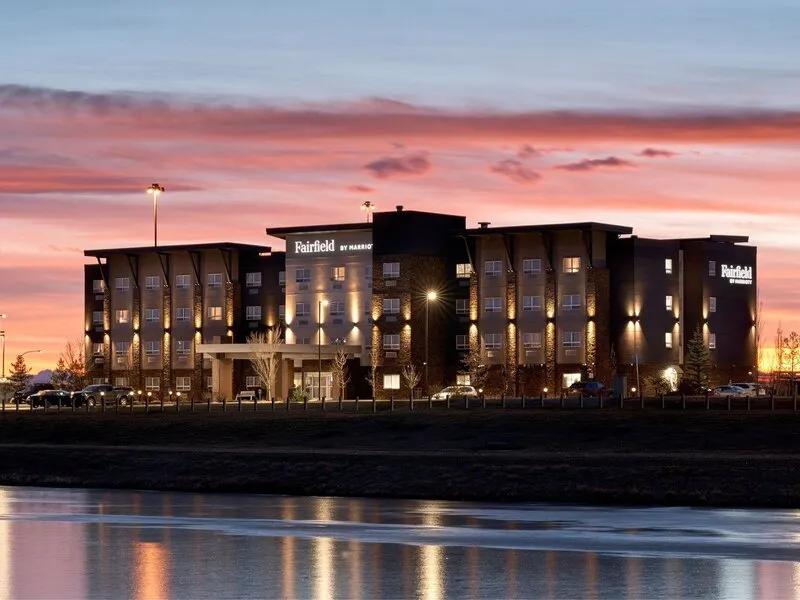 Fairfield Inn & Suites by Marriott Airdrie · Anbieterbild von TUI