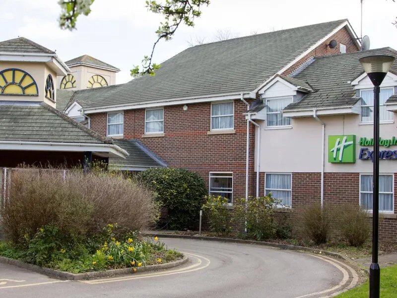 Holiday Inn Express York · Anbieterbild von TUI
