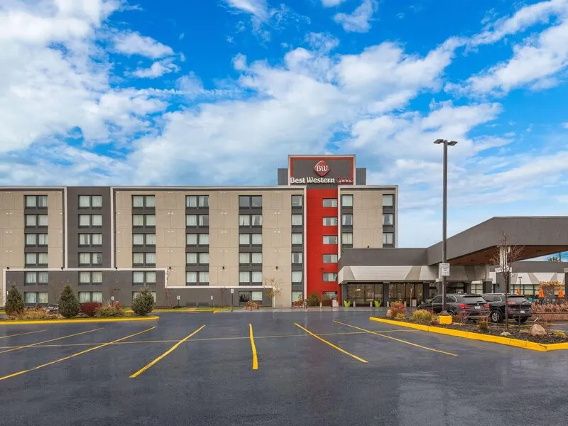Best Western Plus Toronto North York Hotel & Suites · Anbieterbild von TUI
