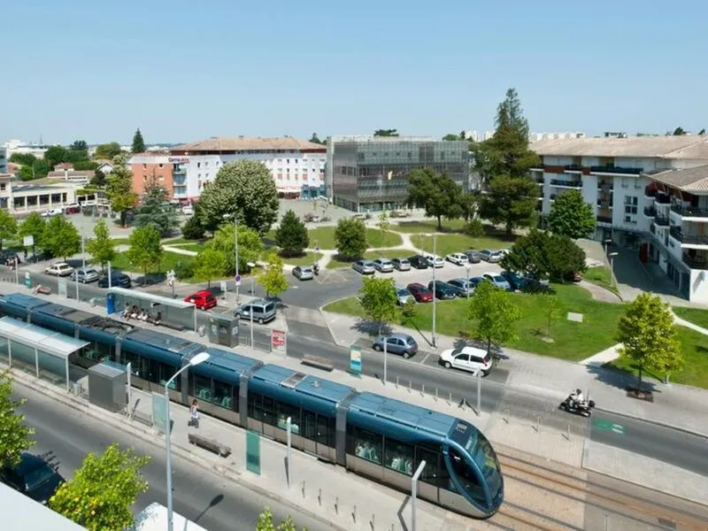 Teneo Apparthotel Talence Espeleta · Anbieterbild von TUI