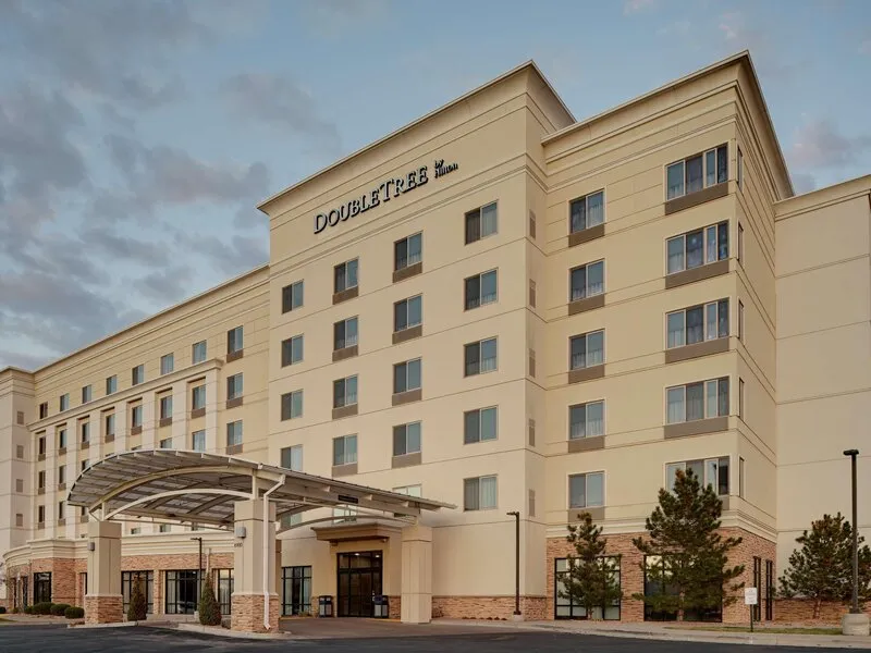 DoubleTree by Hilton Denver International Airport · Anbieterbild von TUI