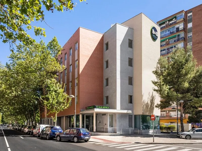 B&B HOTEL Zaragoza Plaza Mozart · Anbieterbild von TUI