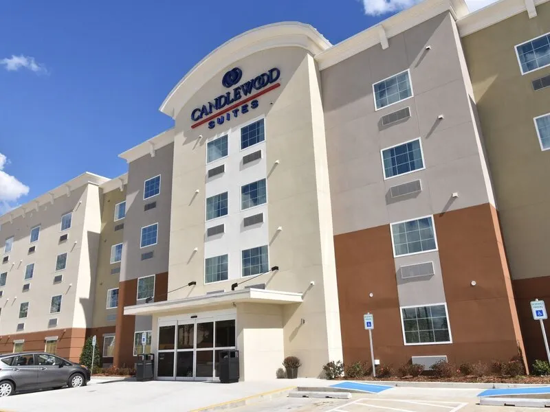 Candlewood Suites Baton Rouge - College Drive · Anbieterbild von TUI