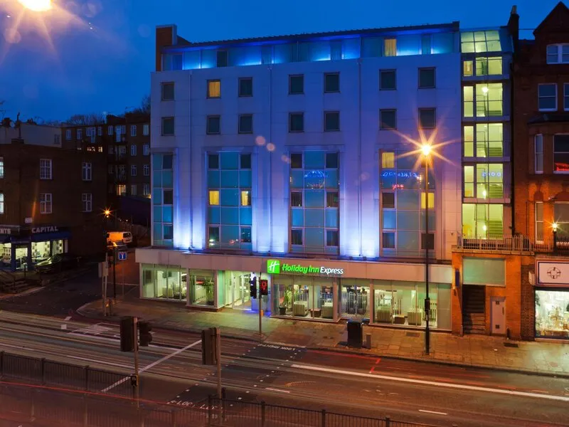 Holiday Inn Express London - Swiss Cottage · Anbieterbild von TUI