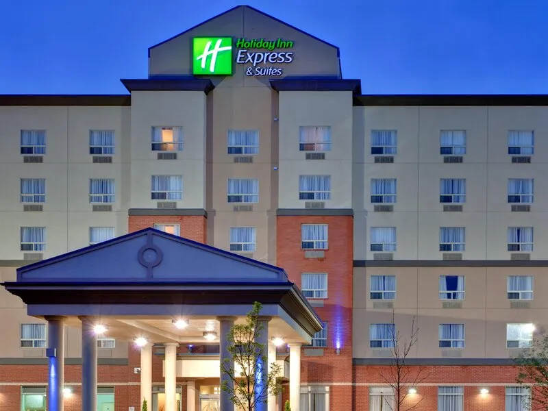 Holiday Inn Express & Suites Edmonton South · Anbieterbild von TUI
