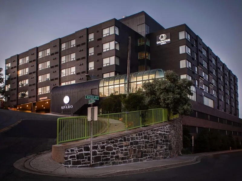 DoubleTree by Hilton St. John's Harbourview · Anbieterbild von TUI