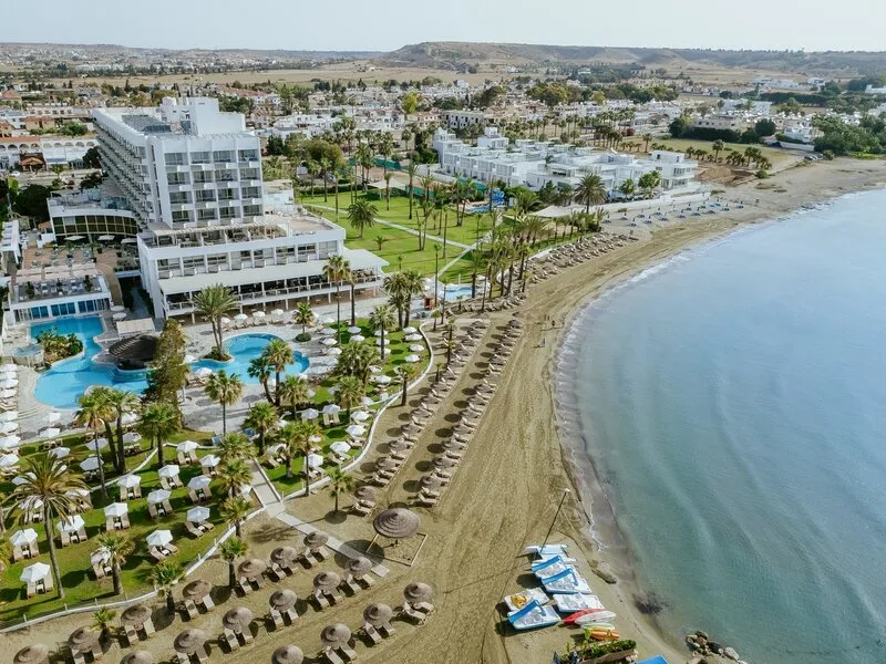 Golden Bay Beach Hotel · Anbieterbild von TUI