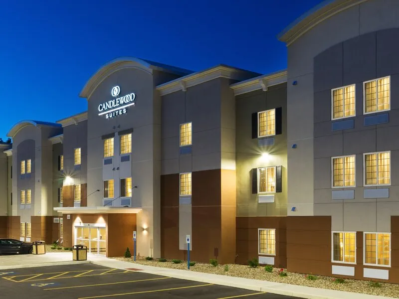 Candlewood Suites Grove City - Outlet Center · Anbieterbild von TUI