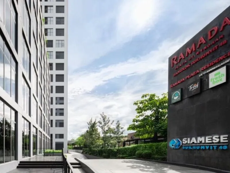 Ramada Plaza by Wyndham Sukhumvit 48 · Anbieterbild von TUI