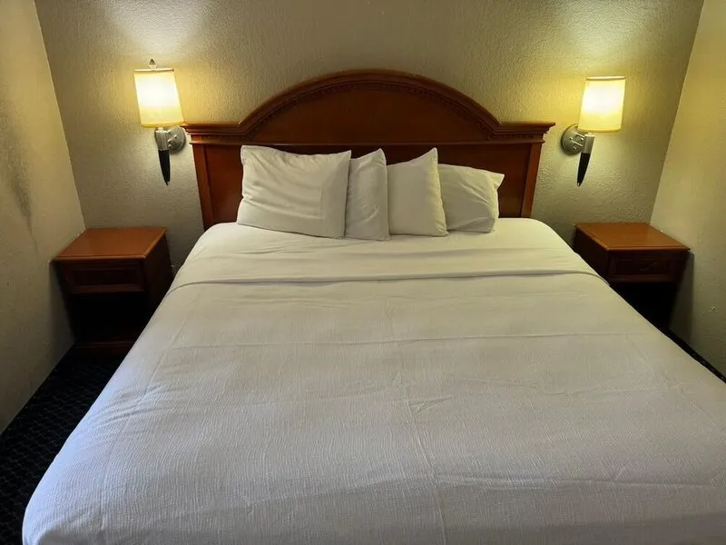 HomeGate Studios & Suites San Antonio Fiesta Park · Anbieterbild von TUI