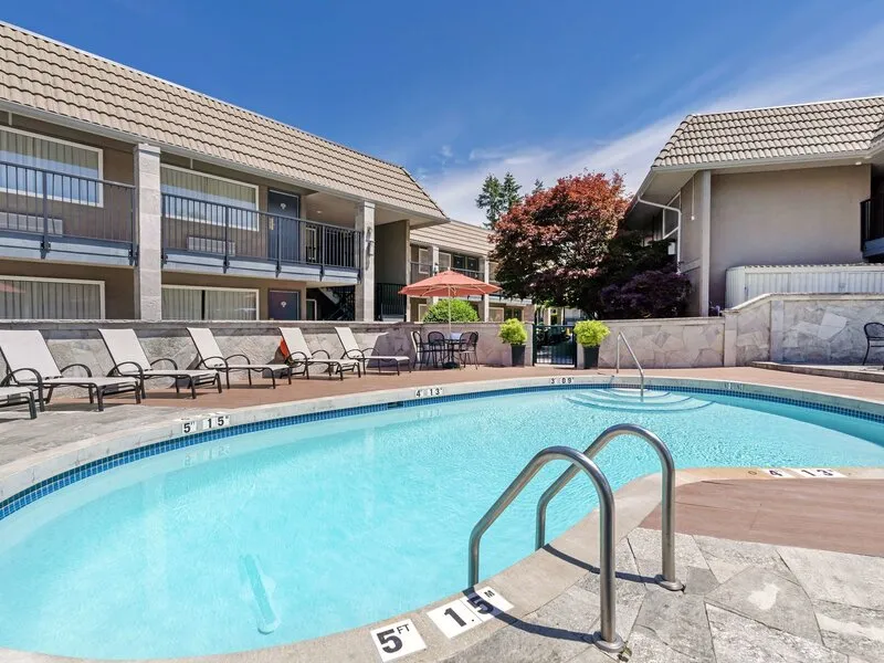 Best Western Plus Burnaby Hotel & Conference Centre · Anbieterbild von TUI