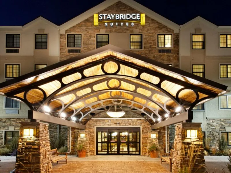 Staybridge Suites Rochester Commerce Dr Nw · Anbieterbild von TUI