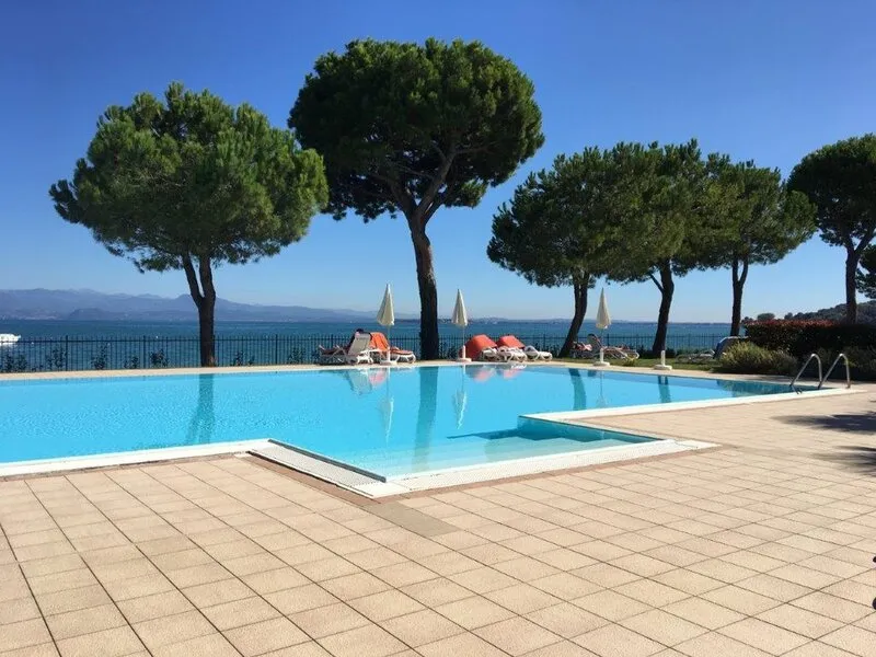 Front Lake Resort Le Corti Del Lago · Anbieterbild von TUI