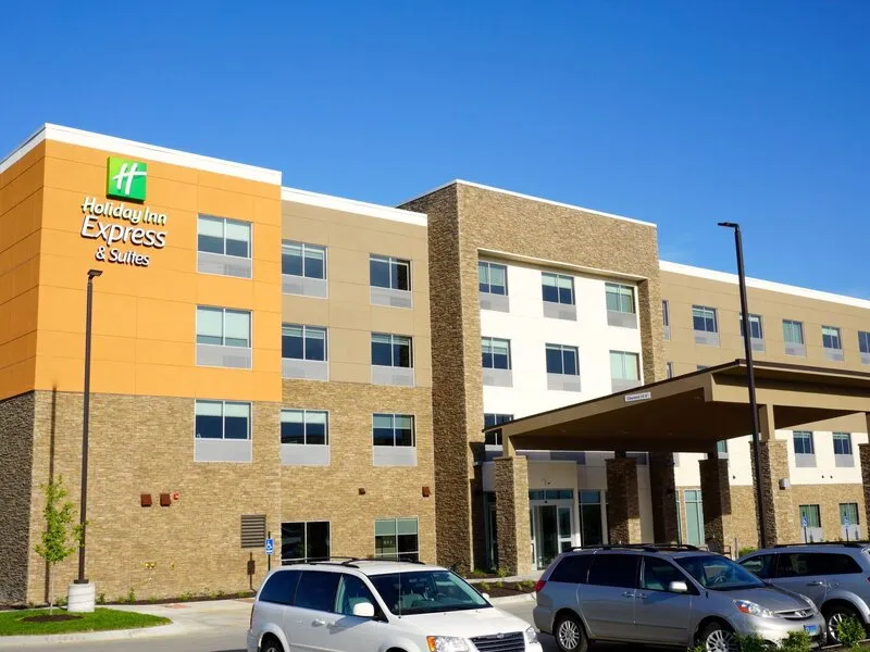 Holiday Inn Express & Suites Omaha Millard Area · Anbieterbild von TUI