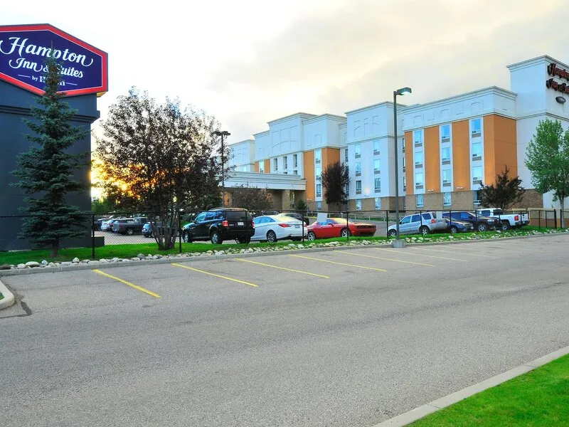 Hampton Inn & Suites by Hilton Calgary Airport · Anbieterbild von TUI