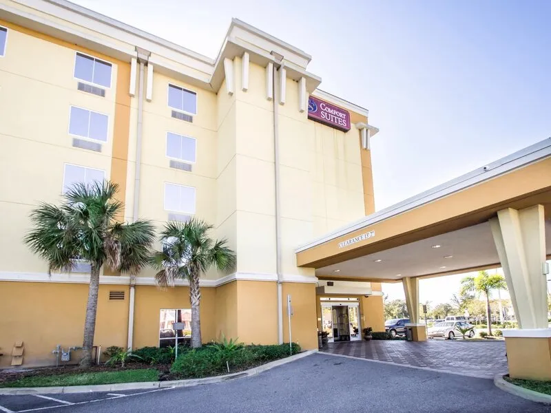 Comfort Suites Orlando Airport · Anbieterbild von TUI