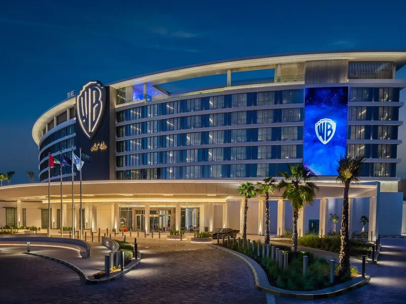 The WB Hotel,  Curio Collection by Hilton · Anbieterbild von TUI