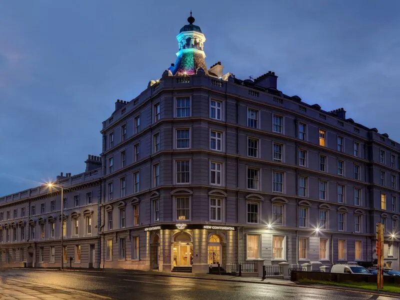 New Continental Hotel, Sure Hotel Collection by Best Western · Anbieterbild von TUI