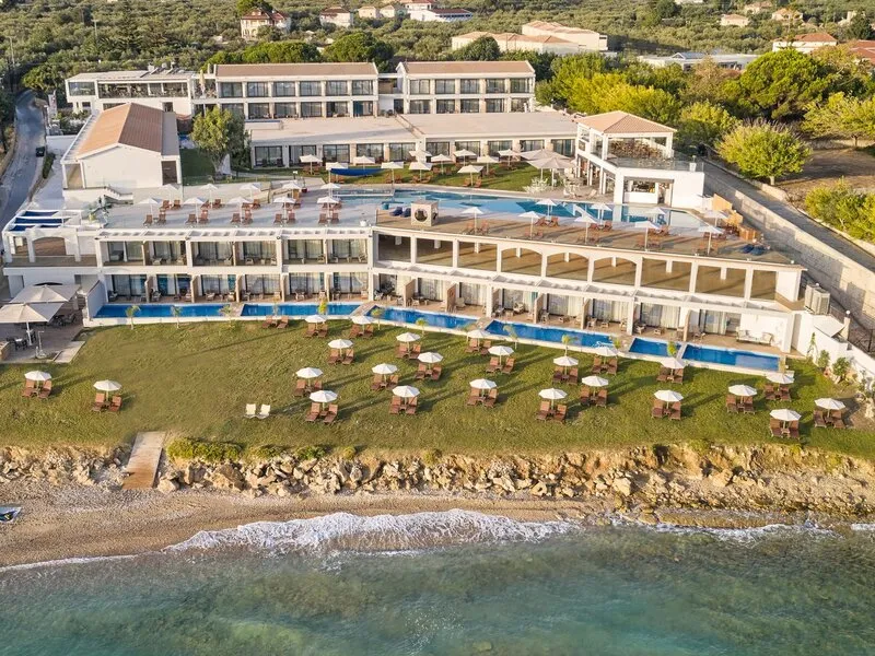 Cavo Orient Beach Hotel · Anbieterbild von TUI