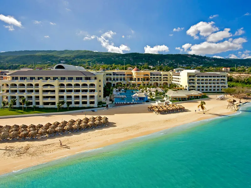 JOIA Rose Hall by Iberostar · Anbieterbild von TUI