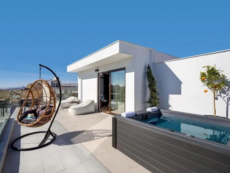Filopappou Hill Suites by Athens Stay · Anbieterbild von TUI