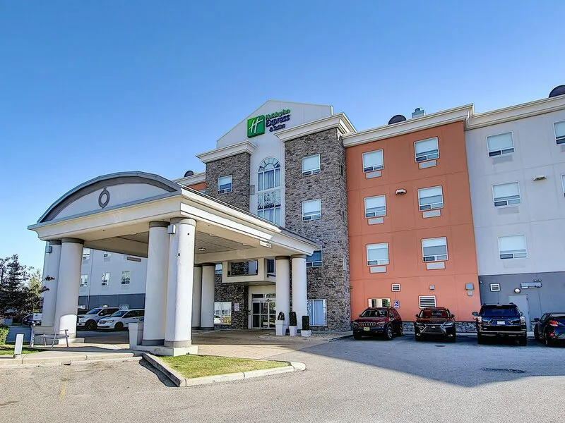 Holiday Inn Express Hotel & Suites Airport - Calgary · Anbieterbild von TUI