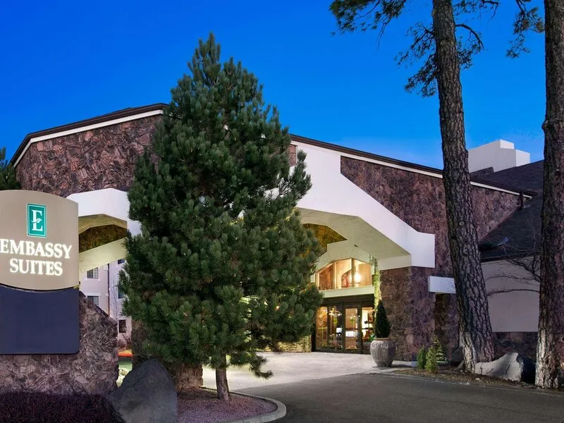 Embassy Suites Flagstaff · Anbieterbild von TUI