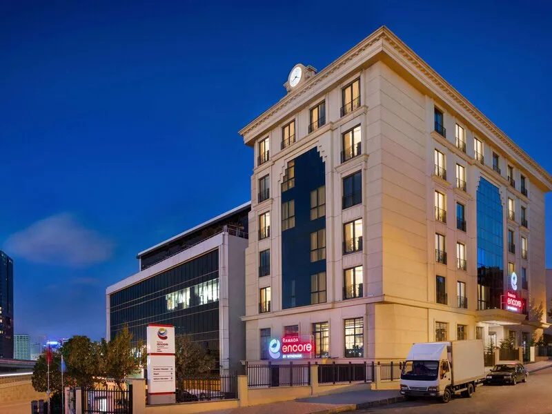 Ramada Encore By Wyndham Istanbul Basin Express · Anbieterbild von TUI