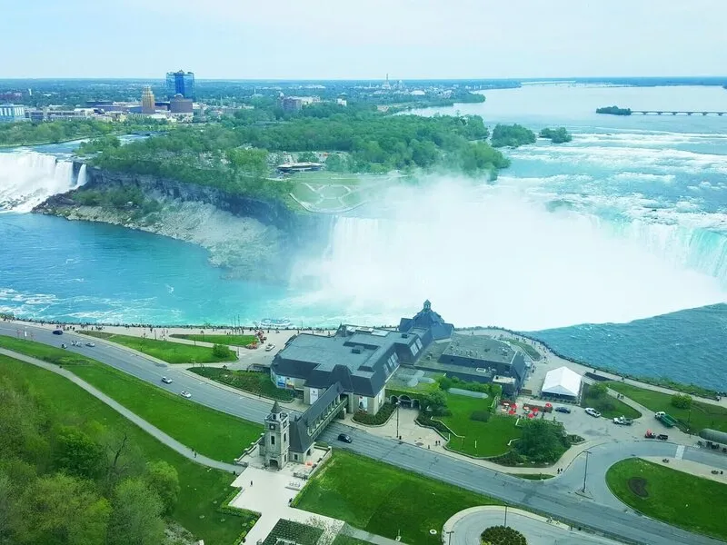 Ramada by Wyndham Niagara Falls/Fallsview · Anbieterbild von TUI