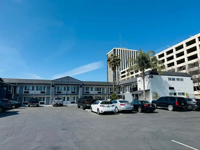 SureStay by Best Western Fresno Central · Anbieterbild von TUI
