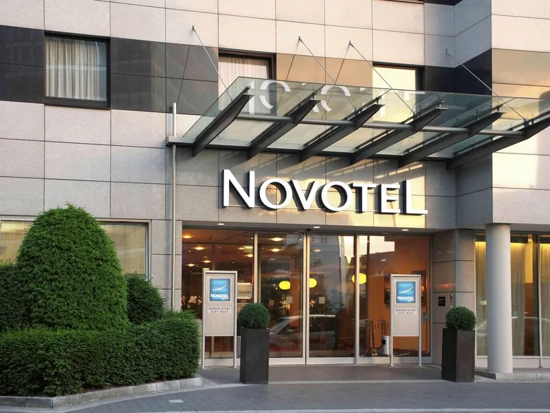 Novotel Dusseldorf City West · Anbieterbild von TUI