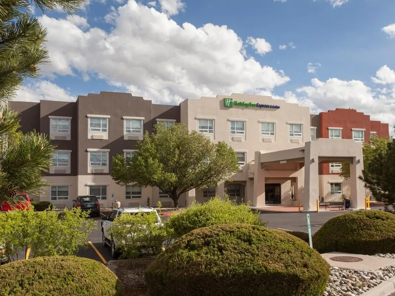 Holiday Inn Express & Suites Santa Fe · Anbieterbild von TUI