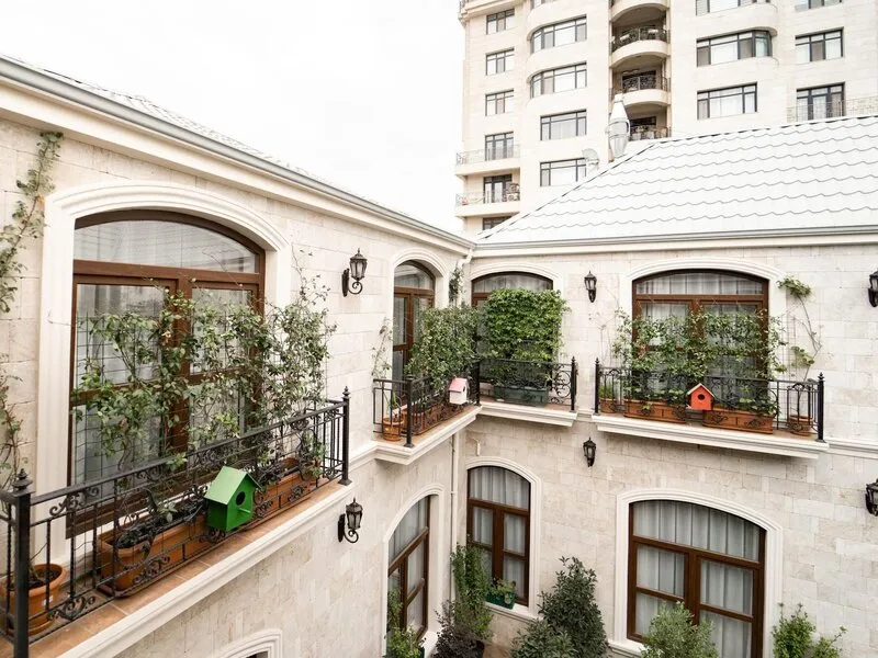 Midway Baku Hotel · Anbieterbild von TUI