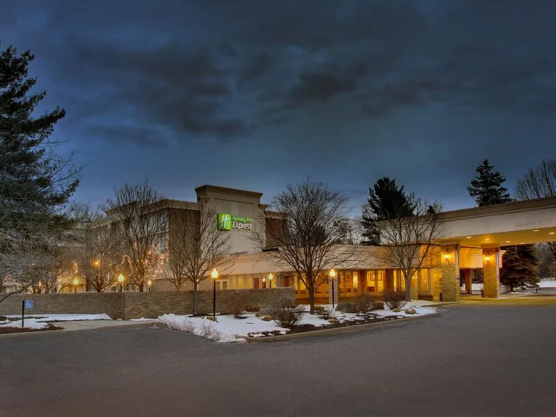 Holiday Inn Express Poughkeepsie · Anbieterbild von TUI